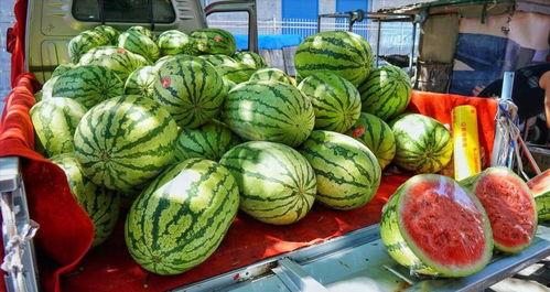 晋城网红吃瓜事件真相,揭秘背后真相与网络舆论风暴 第2张 晋城网红吃瓜事件真相,揭秘背后真相与网络舆论风暴 第2张